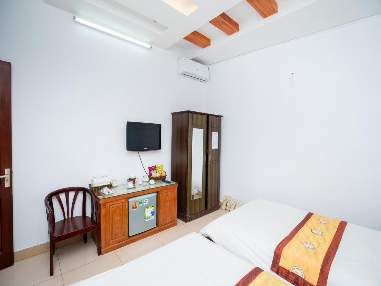 Phuong Dong Hotel Hanoi Exterior photo