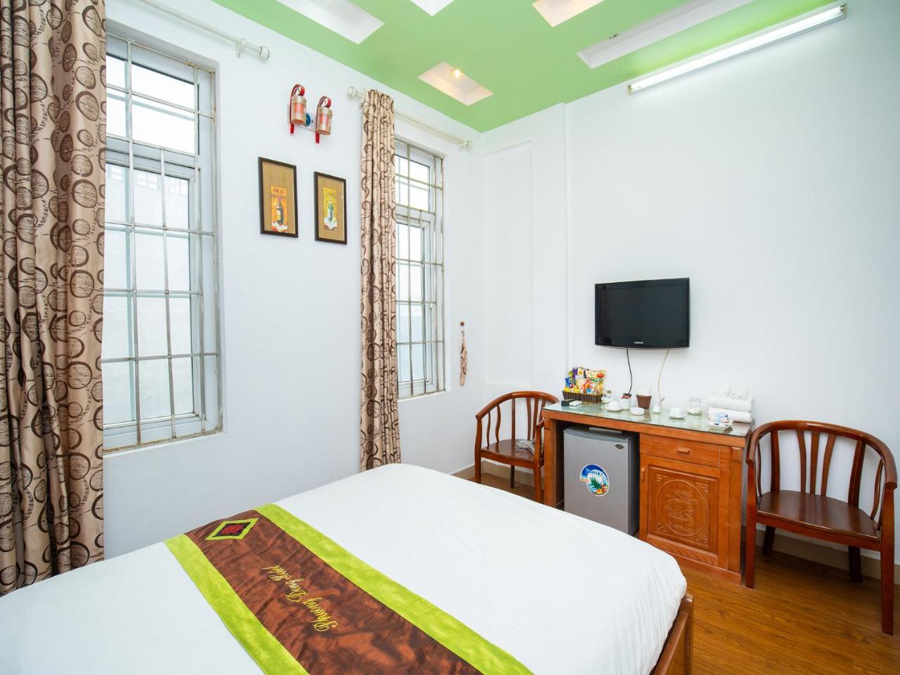 Phuong Dong Hotel Hanoi Exterior photo